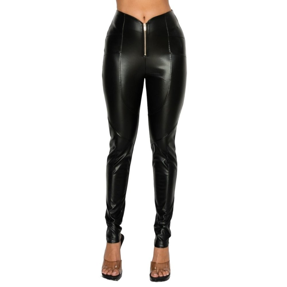 Privy High Waisted Stretchy Faux Leather Zipper Pants Black Size Medium NWT